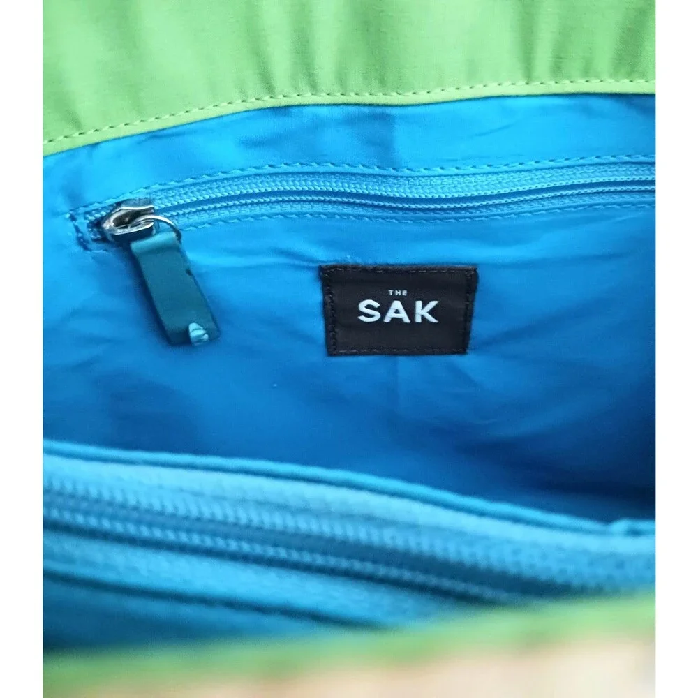 The Sak Rattan Shoulder Tote Turquoise Leather Straps Multi Stone Toggle Button
